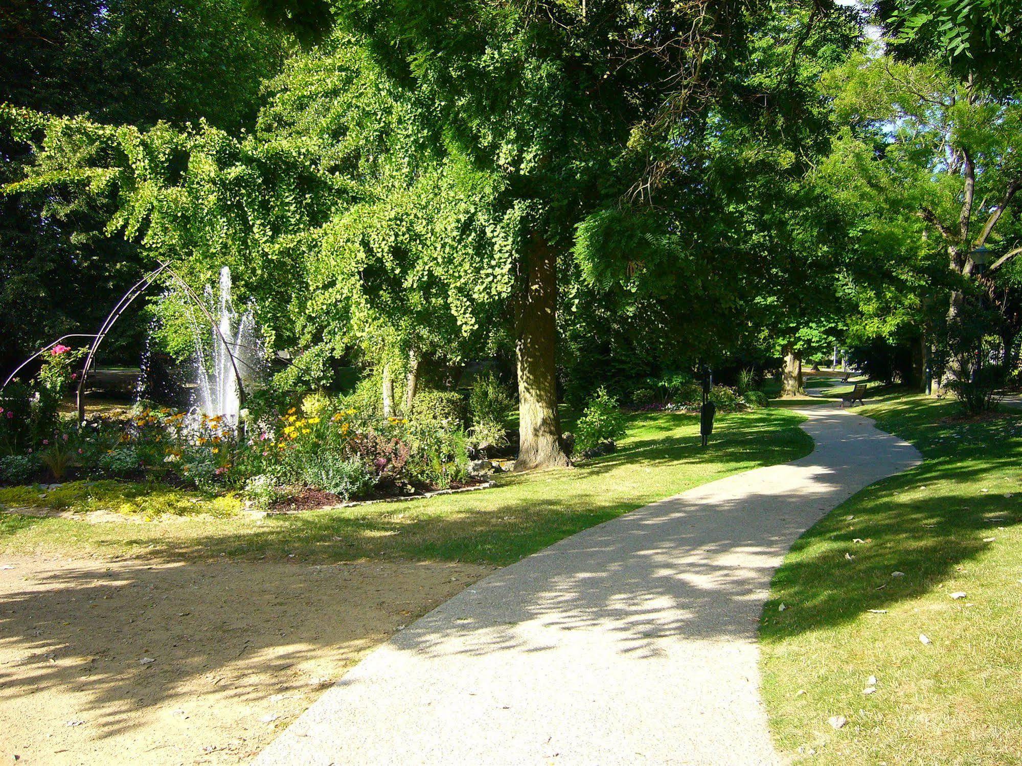 Chenal Hotel Μποβέ Εξωτερικό φωτογραφία